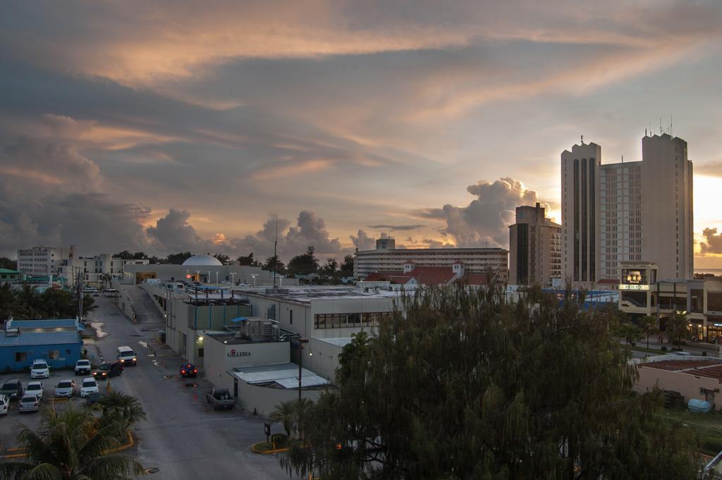 Hotel Galleria Saipan Garapan Exterior photo